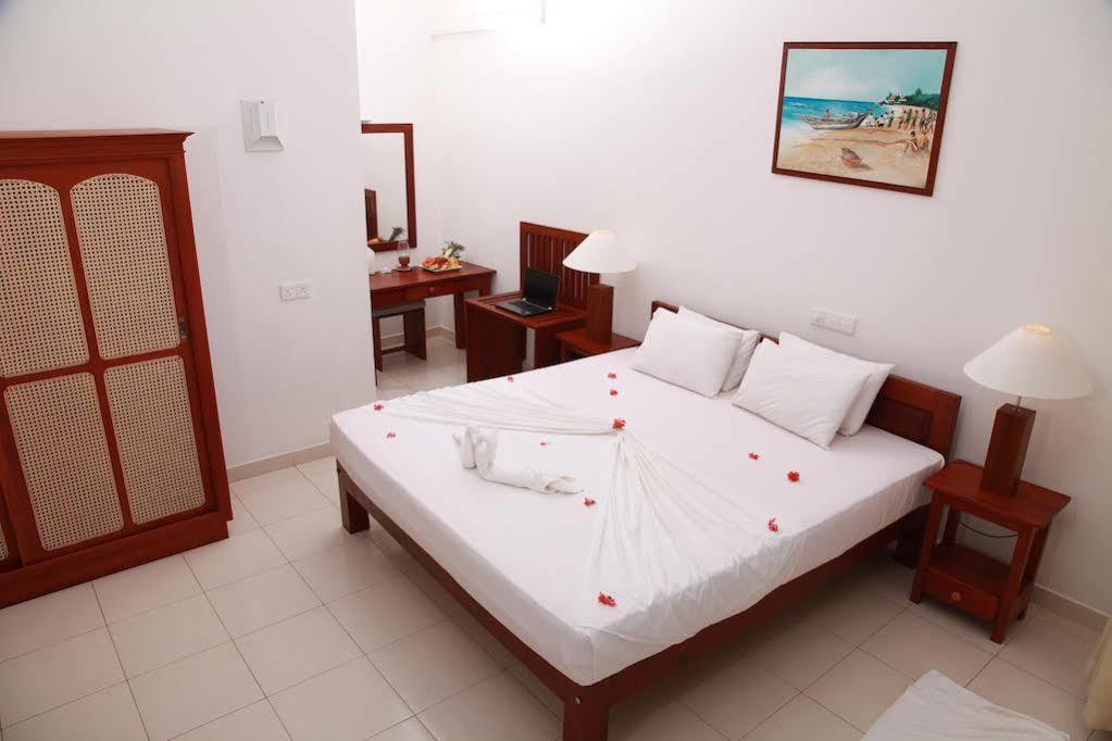 Sea Rock Villa Bentota Zewnętrze zdjęcie