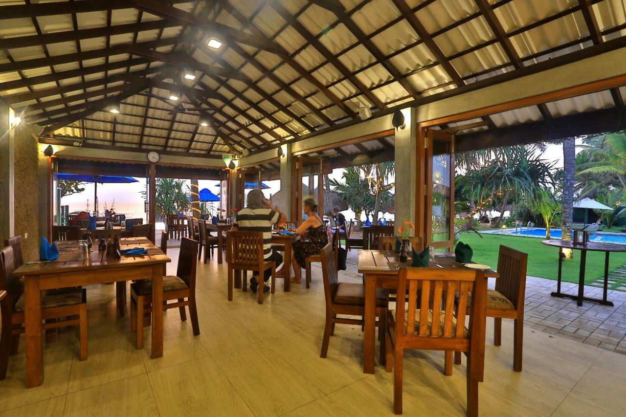 Sea Rock Villa Bentota Zewnętrze zdjęcie